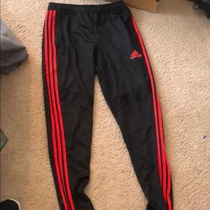 Adidas exercise pants with zipper pockets